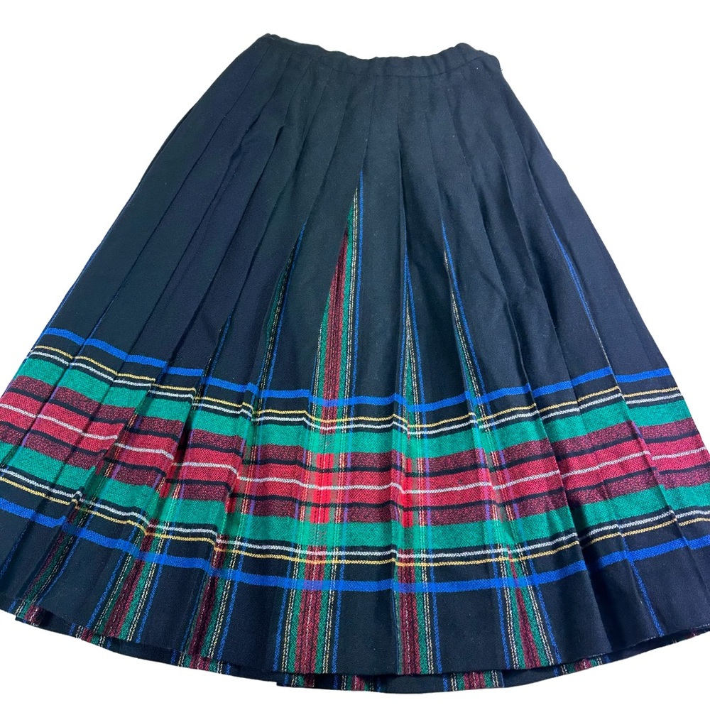 Pendleton Virgin Wool Vintage Pleated Skirt Black Green Colorful 6 P USA Holiday